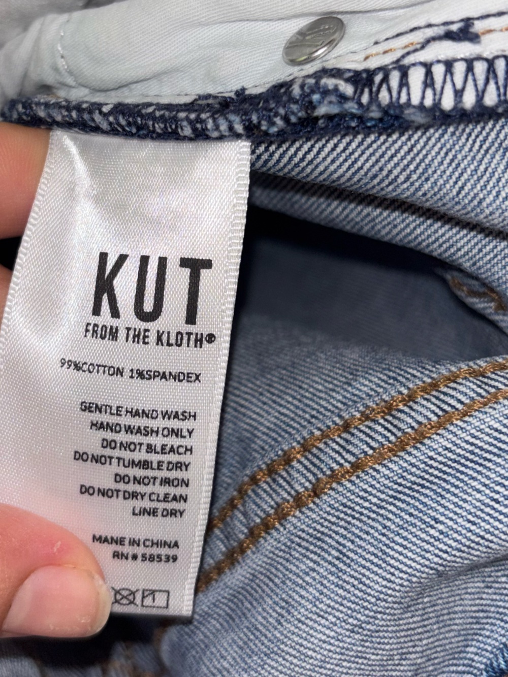 Kit from The Kloth Sienna Wide Leg Rose Gold Paint Jeans Size 4 - Picture 7 of 7